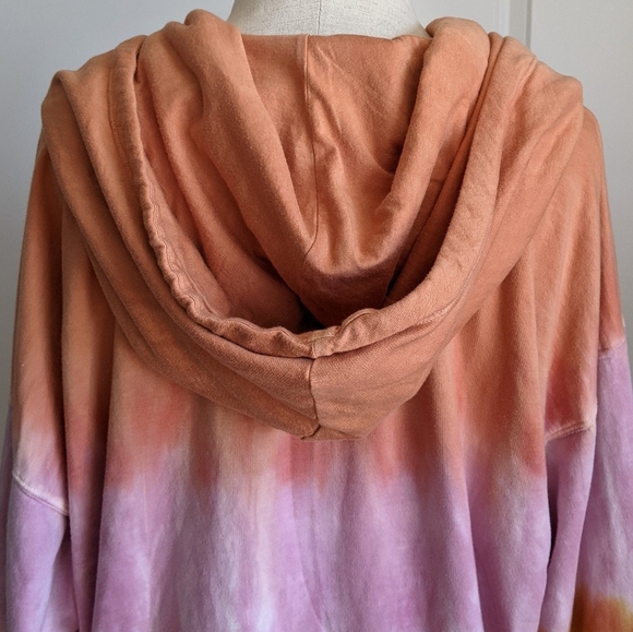 Young Fabulous & Broke Pullover Hooded Cowl  Pockets Tie Dye Orange Pink L NWT - Picture 9 of 16